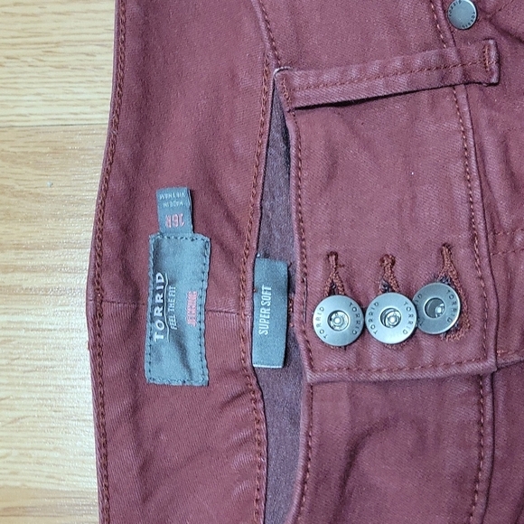 TORRID JEGGING- SUPER SOFT DARK RED size 16R - Picture 7 of 10